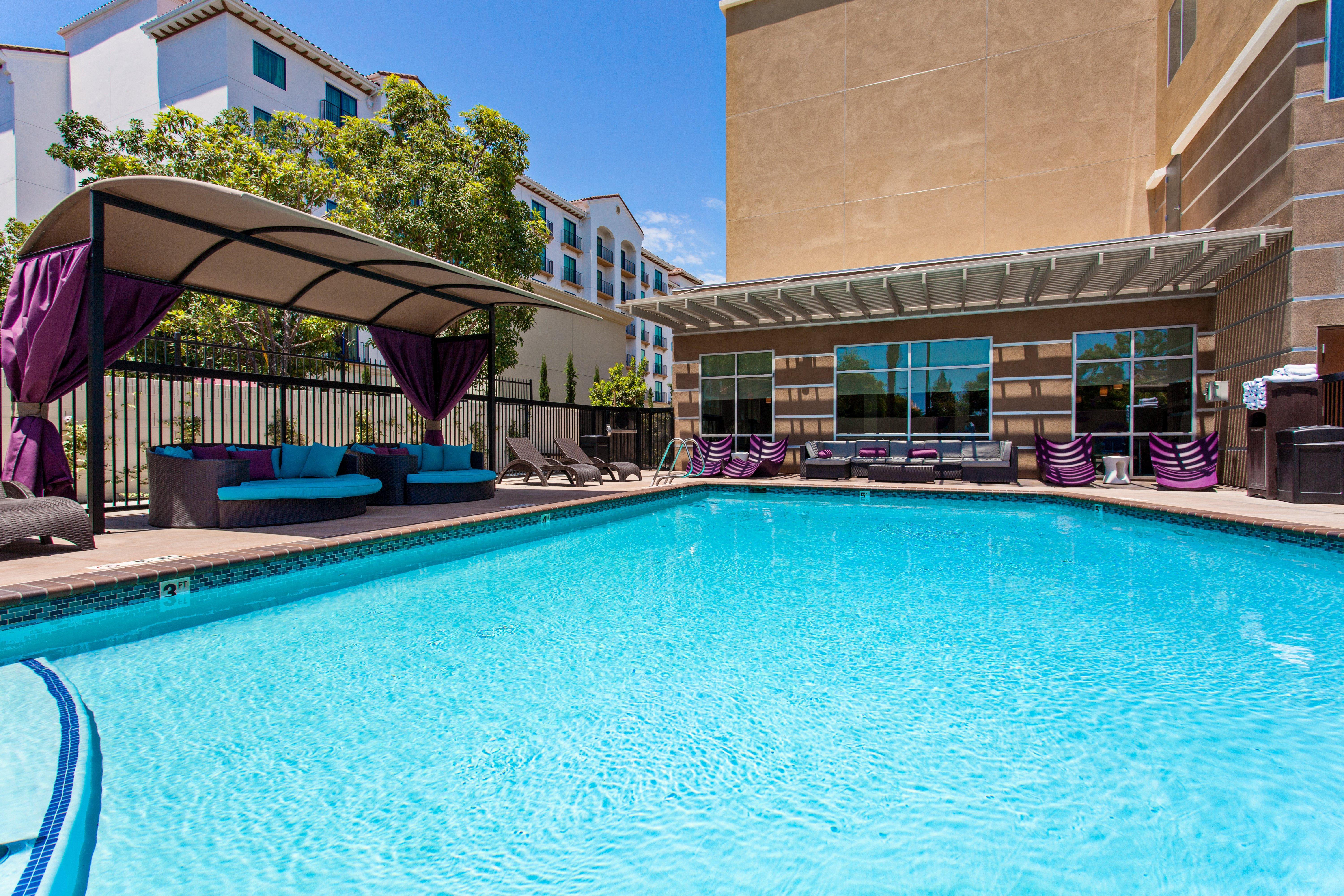 Holiday Inn Express & Suites Anaheim Resort Area By Ihg Eksteriør billede