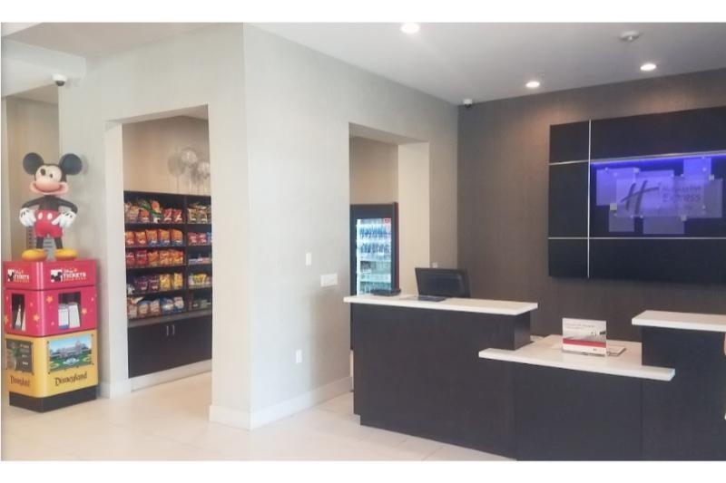 Holiday Inn Express & Suites Anaheim Resort Area By Ihg Eksteriør billede